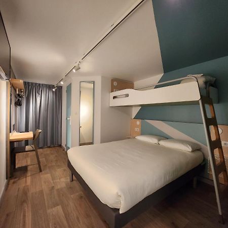 Ibis Budget Chambourcy Saint Germain Exterior photo