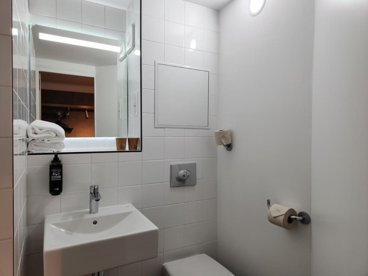 Ibis Budget Chambourcy Saint Germain Exterior photo