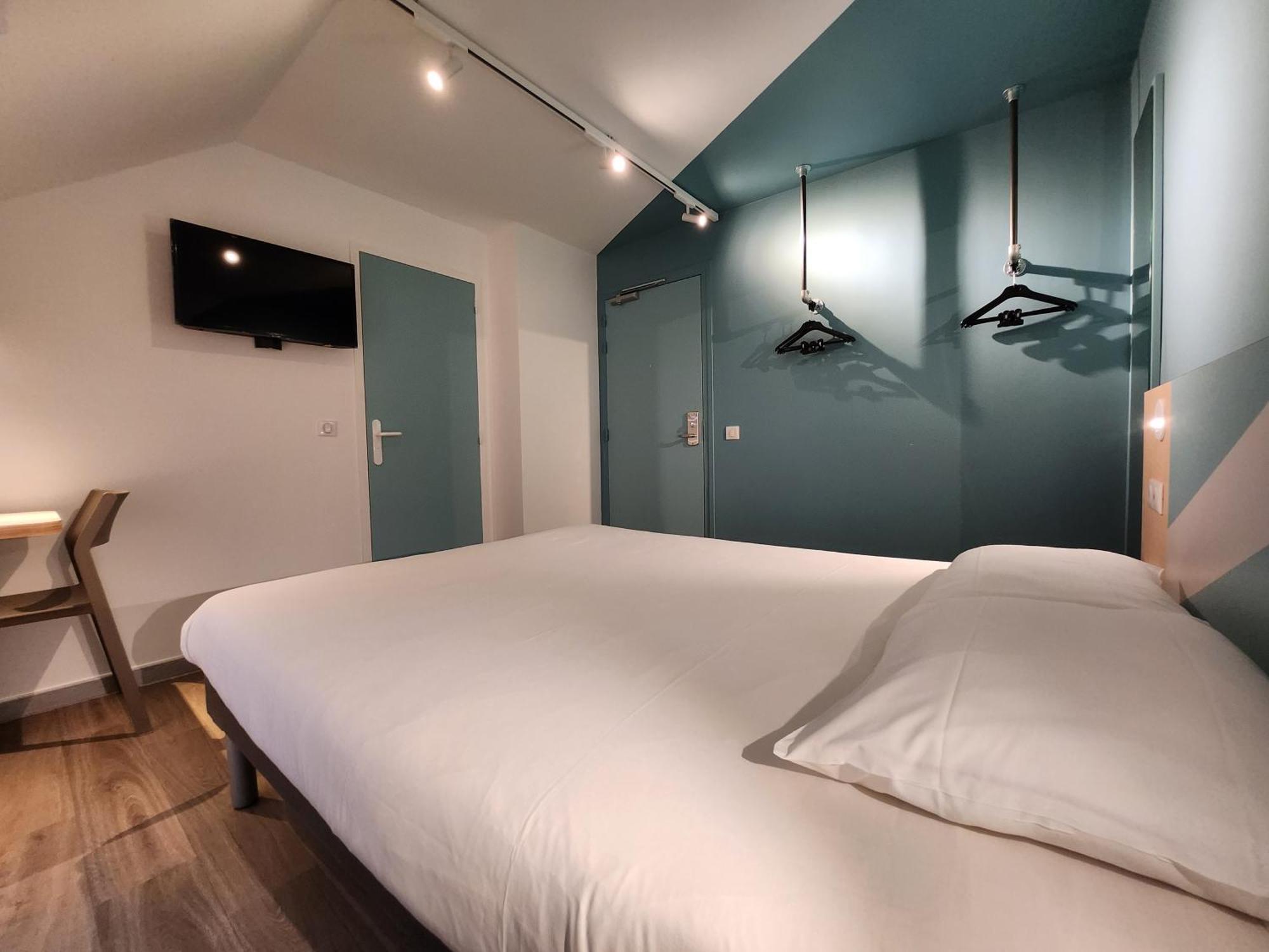 Ibis Budget Chambourcy Saint Germain Exterior photo